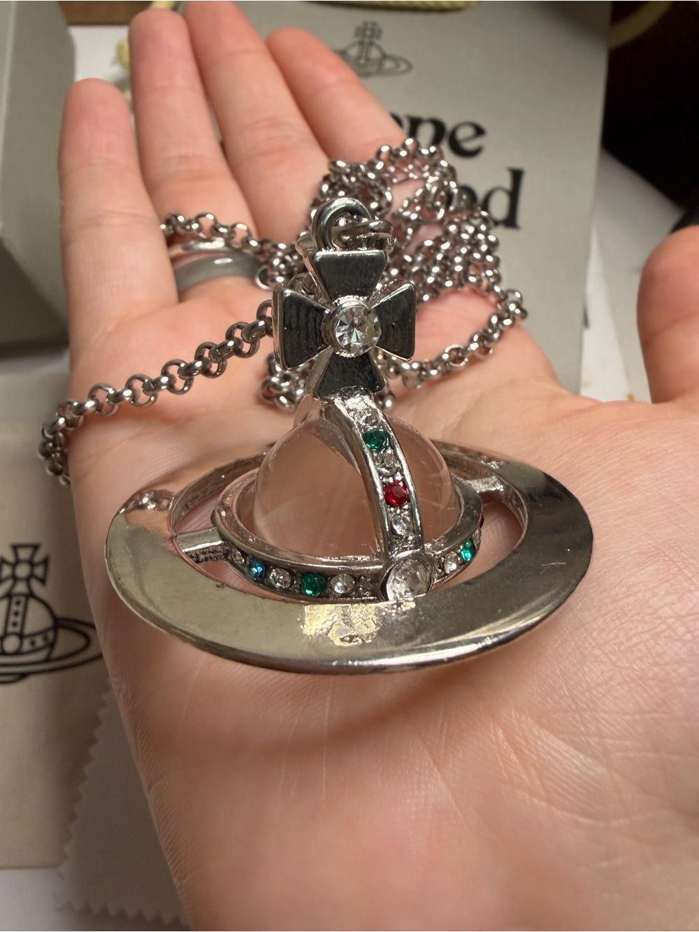 Authentic Vivienne Westwood Silver Giant Orb Necklace accessory w/ Packaging - Picture 8 of 8